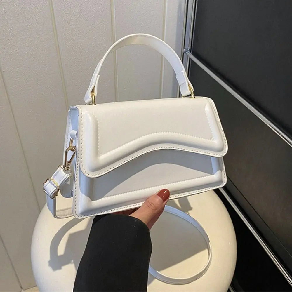 Bolsa Feminina tipo Tiracolo